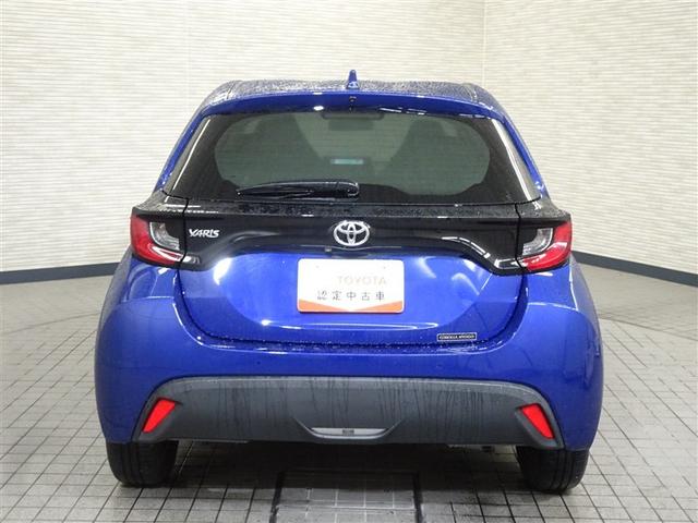 ヤリス Ｇ　バックモニタ－　誤発進抑制機能　１オーナー車　スマートキー　盗難防止装置　横滑り防止機能　キーレス　ＥＴＣ　オートエアコン　メモリーナビ　ＡＢＳ　運転席エアバック　サイドエアバッグ　記録簿有　ナビ（6枚目）