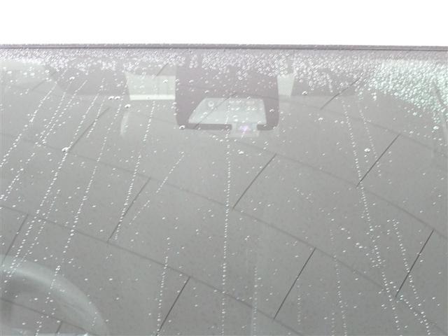 カローラフィールダー １．５Ｇ　衝突回避システム　ワンオーナー車　ナビＴＶ　メモリーナビ　キーレス　ＥＳＣ　アイドリングストップ　パワーウィンド　エアバッグ　ワンセグ　パワステ　ＡＢＳ　サイドカーテンエアバック　フルオートエアコン（9枚目）