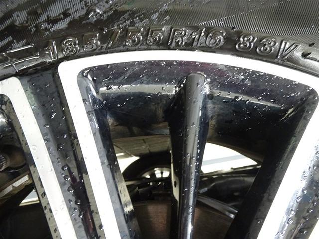 フィット リュクス　メモリーナビ　オートエアコン　Ｒカメラ　スマートキー　ＥＴＣ　ＶＳＡ　ＬＥＤ　盗難防止システム　クルーズコントロール　衝突被害軽減ブレーキ　地デジ　革シート　１オーナー（14枚目）