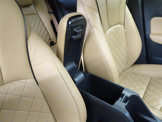 フィット リュクス　メモリーナビ　オートエアコン　Ｒカメラ　スマートキー　ＥＴＣ　ＶＳＡ　ＬＥＤ　盗難防止システム　クルーズコントロール　衝突被害軽減ブレーキ　地デジ　革シート　１オーナー（18枚目）