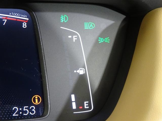 フィット リュクス　メモリーナビ　オートエアコン　Ｒカメラ　スマートキー　ＥＴＣ　ＶＳＡ　ＬＥＤ　盗難防止システム　クルーズコントロール　衝突被害軽減ブレーキ　地デジ　革シート　１オーナー（37枚目）