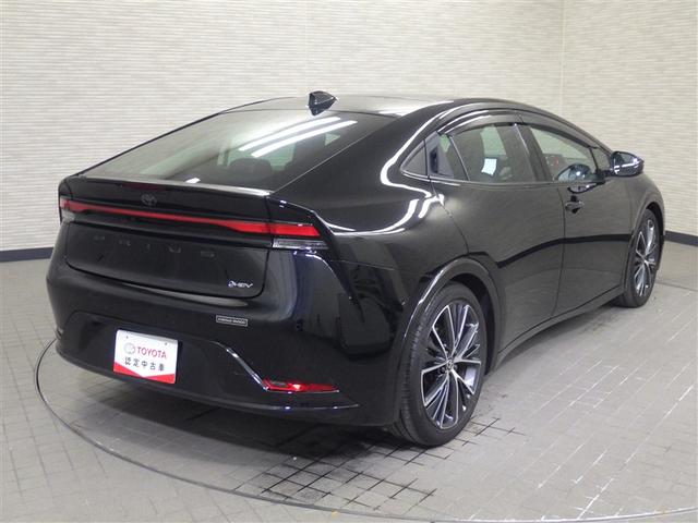 プリウス Ｚ　Ｒカメラ　フルセグ地デジＴＶ　パノラミックルーフ　フルオートエアコン　サイドエアバッグ　元試乗車　メモリーナビゲーション　ＥＳＣ　１オーナー車　ナビＴＶ　パワーステアリング　アルミ　Ｐシート　ＥＴＣ付（8枚目）