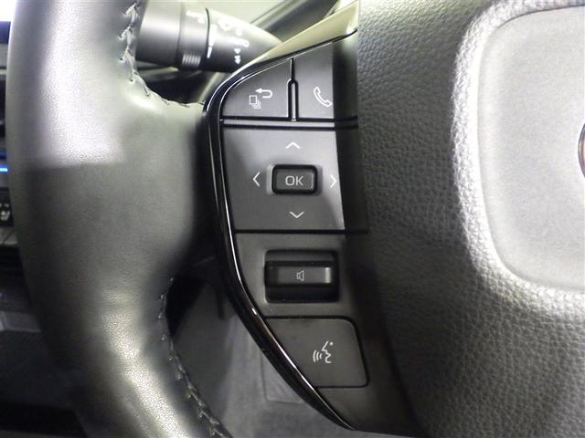 プリウス Ｚ　Ｒカメラ　フルセグ地デジＴＶ　パノラミックルーフ　フルオートエアコン　サイドエアバッグ　元試乗車　メモリーナビゲーション　ＥＳＣ　１オーナー車　ナビＴＶ　パワーステアリング　アルミ　Ｐシート　ＥＴＣ付（29枚目）