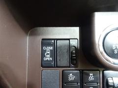 ��¦��ư���饤�ɥɥ��Υ����å��դǤ������⤫��⥹���å��ҤȤĤǳڤ˥ɥ��γ��Ĥ���ǽ�Ǥ�����ư�ʤΤǳ��Ļ����Ϥ�Ȥ�ɬ�פ��ʤ���Ⱦ�ɥ��ˤʤ뤳�Ȥ⤢��ޤ��� 4