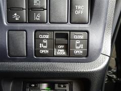 ξ¦��ư���饤�ɥɥ��Υ����å��դǤ������⤫��⥹���å��ҤȤĤǳڤ˥ɥ��γ��Ĥ���ǽ�Ǥ�����ư�ʤΤǳ��Ļ����Ϥ�Ȥ�ɬ�פ��ʤ���Ⱦ�ɥ��ˤʤ뤳�Ȥ⤢��ޤ��� 5