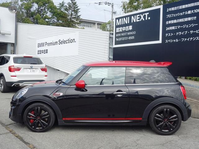 ジョンクーパーワークス ワンオーナー ペッパーPKG LEDヘッドライト 専用JCW17インチAW ヘッドアップディスプレイ ミラーETC レッドルーフ スポーツシート クルコン パドルシフト(23枚目)