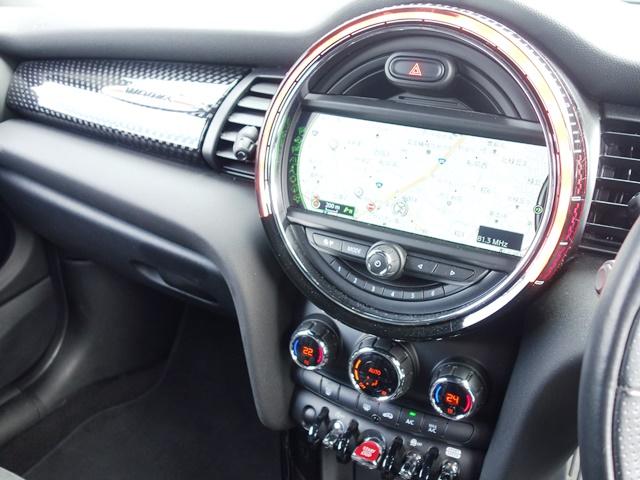 ジョンクーパーワークス ワンオーナー ペッパーPKG LEDヘッドライト 専用JCW17インチAW ヘッドアップディスプレイ ミラーETC レッドルーフ スポーツシート クルコン パドルシフト(35枚目)