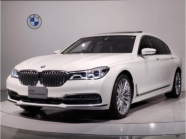 750Li エクセレンス 黒レザーシート 電動ガラスサンルーフ リアエンターテイメント ベンチレーションシート ヘッドアップディスプレイ レーザーライト ハーマンカードン アクティブクルーズコントロール リアスライドブラインド(7枚目)