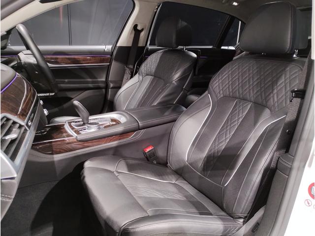 750Li エクセレンス 黒レザーシート 電動ガラスサンルーフ リアエンターテイメント ベンチレーションシート ヘッドアップディスプレイ レーザーライト ハーマンカードン アクティブクルーズコントロール リアスライドブラインド(78枚目)
