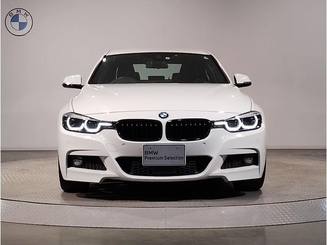 ３シリーズ ３２０ｄ　Ｍスポーツ　エディションシャドー　ワンオーナー　後期モデル　追従式クルーズコントロール　ＬＥＤヘッドライト　ＯＰ１９インチＡＷ　ブラックレザー　シートヒーター　電動テールゲート　ブラックキドニー　バックカメラ　障害物センサー　認定保証（11枚目）