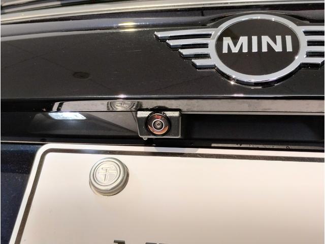 ＭＩＮＩ クーパーＳＤ　クロスオーバー　オール４　ワンオーナー　ヘッドアップディスプレイ　シートヒーター　追従式クルコン　純正ナビ　バックカメラ　障害物センサー　ＬＥＤヘッドライト　純正１８インチＡＷ　コンフォートアクセス　電動テールゲート　ＥＴＣ（46枚目）