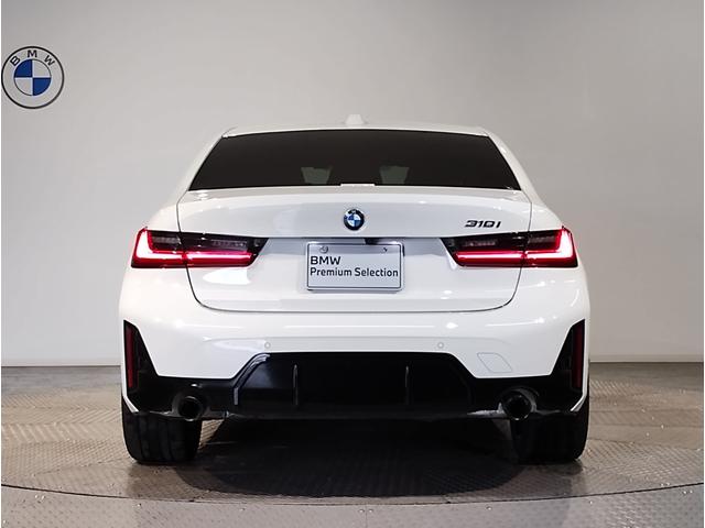３シリーズ ３１８ｉ　Ｍスポーツ　エディションシャドー　１オーナー・純正１９インチＡＷ・電動リアゲート・全周囲カメラ・電動シート・カーブドディスプレイ・追従式クルコン・ヘッドアップディスプレイ・アンビエントライト・衝突軽減ブレーキ・ＬＥＤヘッドライト・（8枚目）