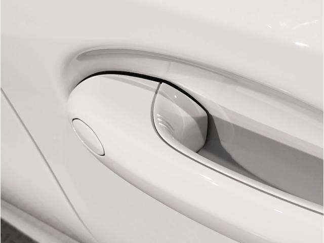 ３シリーズ ３１８ｉ　Ｍスポーツ　エディションシャドー　１オーナー・純正１９インチＡＷ・電動リアゲート・全周囲カメラ・電動シート・カーブドディスプレイ・追従式クルコン・ヘッドアップディスプレイ・アンビエントライト・衝突軽減ブレーキ・ＬＥＤヘッドライト・（14枚目）