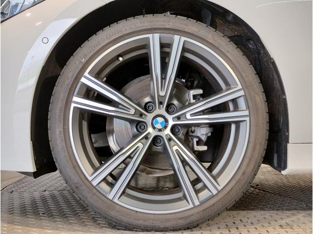 ３シリーズ ３１８ｉ　Ｍスポーツ　エディションシャドー　１オーナー・純正１９インチＡＷ・電動リアゲート・全周囲カメラ・電動シート・カーブドディスプレイ・追従式クルコン・ヘッドアップディスプレイ・アンビエントライト・衝突軽減ブレーキ・ＬＥＤヘッドライト・（22枚目）