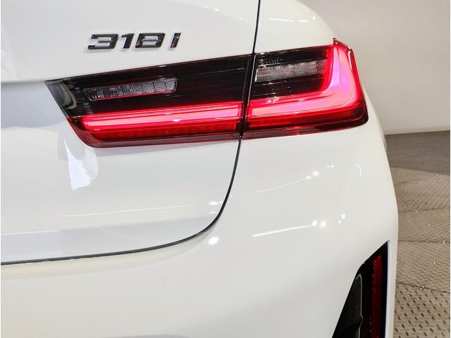 ３シリーズ ３１８ｉ　Ｍスポーツ　エディションシャドー　１オーナー・純正１９インチＡＷ・電動リアゲート・全周囲カメラ・電動シート・カーブドディスプレイ・追従式クルコン・ヘッドアップディスプレイ・アンビエントライト・衝突軽減ブレーキ・ＬＥＤヘッドライト・（23枚目）