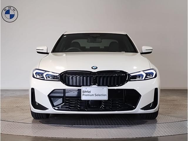 ３シリーズ ３２０ｄ　ｘＤｒｉｖｅＭスポーツエディションシャドー　後期モデル　１オーナー　純正オプション１９ＡＷ　ブラックキドニーグリル　シートヒーター　ヘッドアップディスプレイ　追従式クルコン　パドルシフト　電動シート　電動リアゲート　ＬＥＤ　ＥＴＣ　全周囲カメラ（78枚目）