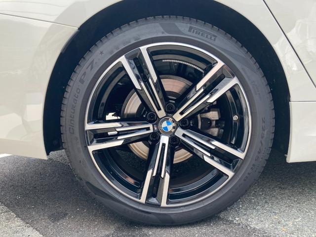 ３シリーズ ３１８ｉ　Ｍスポーツ　ワンオーナー　新型ステアリング　追従型クルーズコントロール　電動リアゲート　ヘッドアップディスプレイ　パドルシフト　全周囲カメラ　コーナーセンサー　メモリ機能付パワーシート　シートヒーター　Ｇ２０（22枚目）