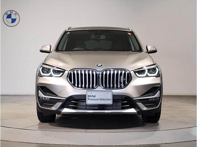 Ｘ１ ｘＤｒｉｖｅ　１８ｄ　ｘライン　後期モデル　モカレザー　シートヒーター　アクティブクルーズコントロール　純正ＨＤＤナビ　バックカメラ　障害物センサー　電動シート　電動リアゲート　ＬＥＤライト　ミラーＥＴＣ　スマートキー　純正１８ＡＷ（5枚目）
