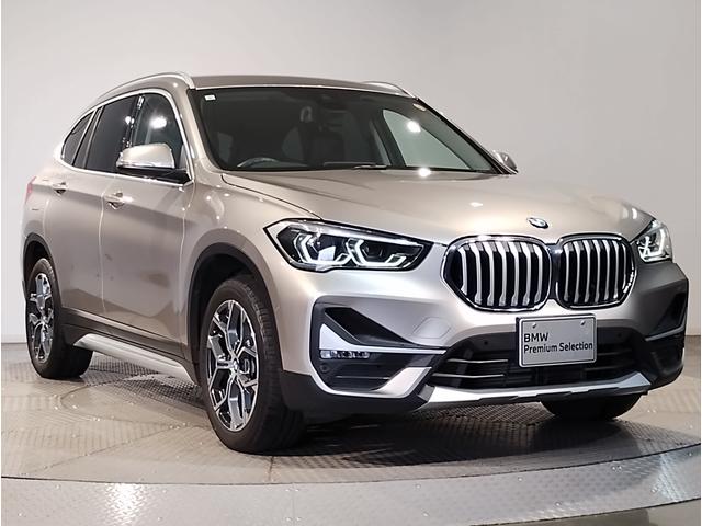 Ｘ１ ｘＤｒｉｖｅ　１８ｄ　ｘライン　後期モデル　モカレザー　シートヒーター　アクティブクルーズコントロール　純正ＨＤＤナビ　バックカメラ　障害物センサー　電動シート　電動リアゲート　ＬＥＤライト　ミラーＥＴＣ　スマートキー　純正１８ＡＷ（6枚目）