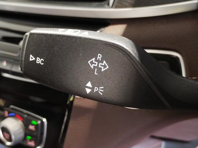 Ｘ１ ｘＤｒｉｖｅ　１８ｄ　ｘライン　後期モデル　モカレザー　シートヒーター　アクティブクルーズコントロール　純正ＨＤＤナビ　バックカメラ　障害物センサー　電動シート　電動リアゲート　ＬＥＤライト　ミラーＥＴＣ　スマートキー　純正１８ＡＷ（23枚目）