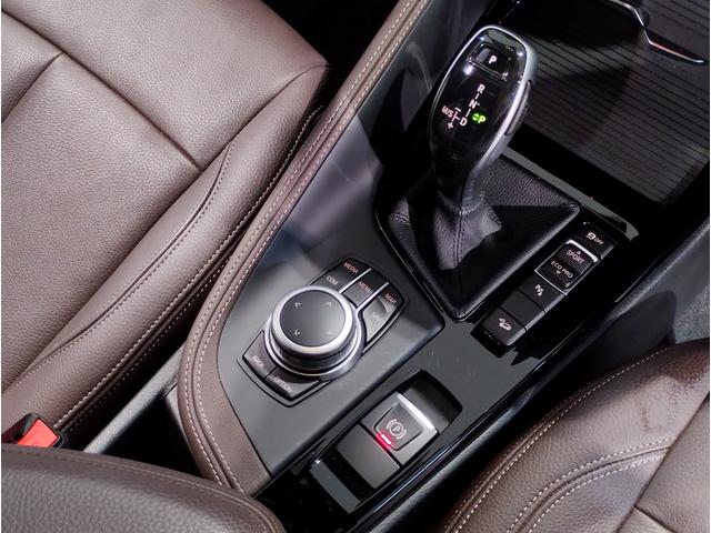 Ｘ１ ｘＤｒｉｖｅ　１８ｄ　ｘライン　後期モデル　モカレザー　シートヒーター　アクティブクルーズコントロール　純正ＨＤＤナビ　バックカメラ　障害物センサー　電動シート　電動リアゲート　ＬＥＤライト　ミラーＥＴＣ　スマートキー　純正１８ＡＷ（37枚目）