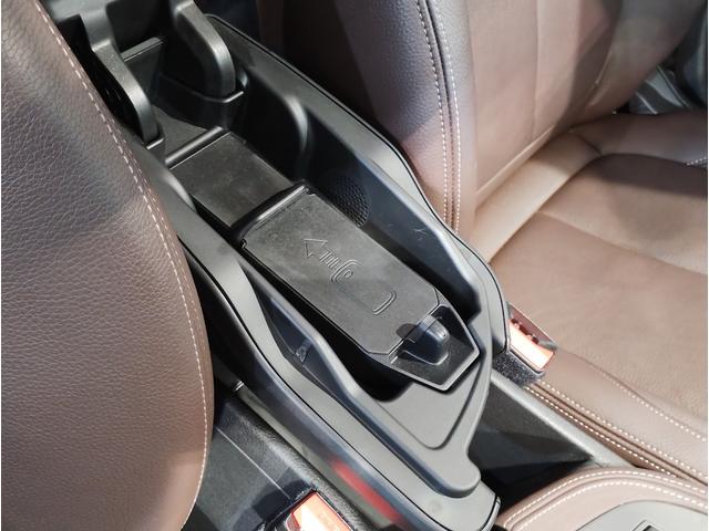 Ｘ１ ｘＤｒｉｖｅ　１８ｄ　ｘライン　後期モデル　モカレザー　シートヒーター　アクティブクルーズコントロール　純正ＨＤＤナビ　バックカメラ　障害物センサー　電動シート　電動リアゲート　ＬＥＤライト　ミラーＥＴＣ　スマートキー　純正１８ＡＷ（48枚目）