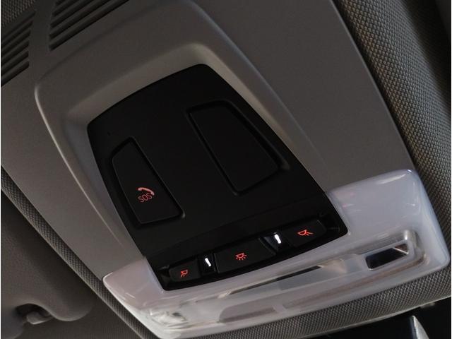 Ｘ１ ｘＤｒｉｖｅ　１８ｄ　ｘライン　後期モデル　モカレザー　シートヒーター　アクティブクルーズコントロール　純正ＨＤＤナビ　バックカメラ　障害物センサー　電動シート　電動リアゲート　ＬＥＤライト　ミラーＥＴＣ　スマートキー　純正１８ＡＷ（49枚目）