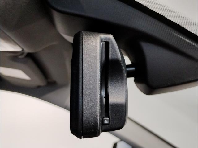 Ｘ１ ｘＤｒｉｖｅ　１８ｄ　ｘライン　後期モデル　モカレザー　シートヒーター　アクティブクルーズコントロール　純正ＨＤＤナビ　バックカメラ　障害物センサー　電動シート　電動リアゲート　ＬＥＤライト　ミラーＥＴＣ　スマートキー　純正１８ＡＷ（51枚目）