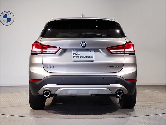 Ｘ１ ｘＤｒｉｖｅ　１８ｄ　ｘライン　後期モデル　モカレザー　シートヒーター　アクティブクルーズコントロール　純正ＨＤＤナビ　バックカメラ　障害物センサー　電動シート　電動リアゲート　ＬＥＤライト　ミラーＥＴＣ　スマートキー　純正１８ＡＷ（75枚目）