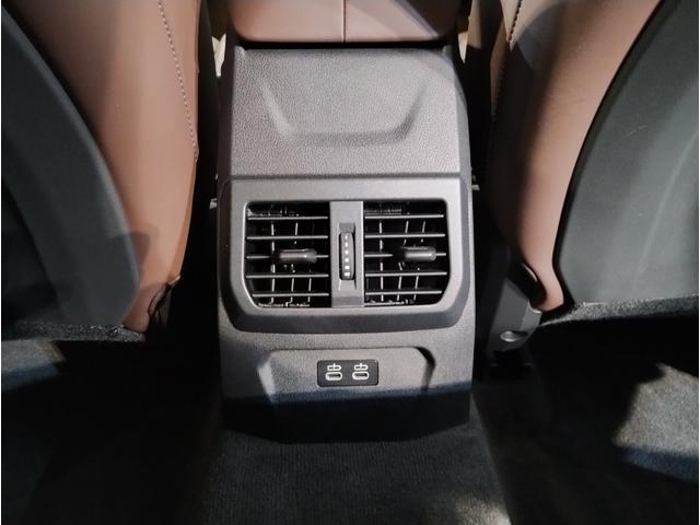 １シリーズ １２０　元弊社デモレンタ　全周囲カメラ　茶革シート　ＬＥＤヘッドライト　ヘッドアップディスプレイ　アクティブクルーズコントロール　電動シート　電動リアゲート　衝突軽減ブレーキ　アンビエントライト（47枚目）