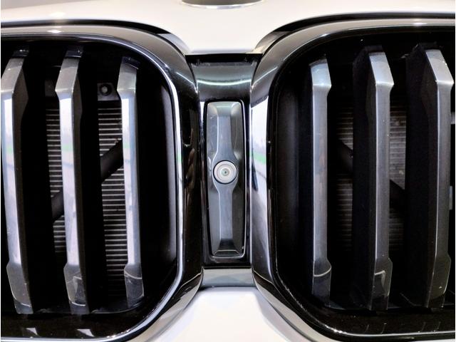 Ｘ３ ｘＤｒｉｖｅ　２０ｄ　Ｍスポーツ　１オーナー　セレクトパッケージ　サンルーフ　ステアリングヒーター　全周囲カメラ　電動リアゲート　電動シート　ブラックレザーシート　地デジ　純正ナビ　１９インチＡＷ　ウッドトリム　追従式クルコン（18枚目）