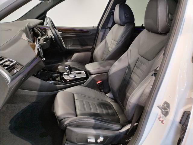 Ｘ３ ｘＤｒｉｖｅ　２０ｄ　Ｍスポーツ　１オーナー　セレクトパッケージ　サンルーフ　ステアリングヒーター　全周囲カメラ　電動リアゲート　電動シート　ブラックレザーシート　地デジ　純正ナビ　１９インチＡＷ　ウッドトリム　追従式クルコン（26枚目）