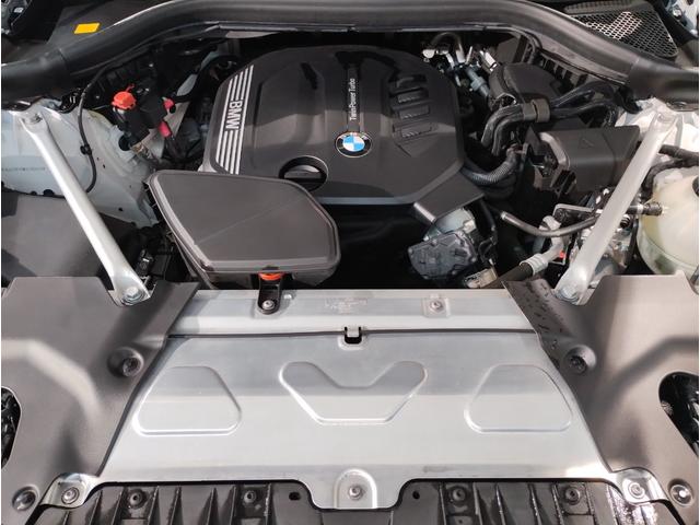 Ｘ３ ｘＤｒｉｖｅ　２０ｄ　モカレザー　電動パノラマサンルーフ　ステアリングヒーター　ベンチレーションシート　全周囲カメラ　純正２０インチアルミ　後席サンシェード　電動リアゲート　ＬＥＤヘッドライト　追従型クルーズコントロール（17枚目）