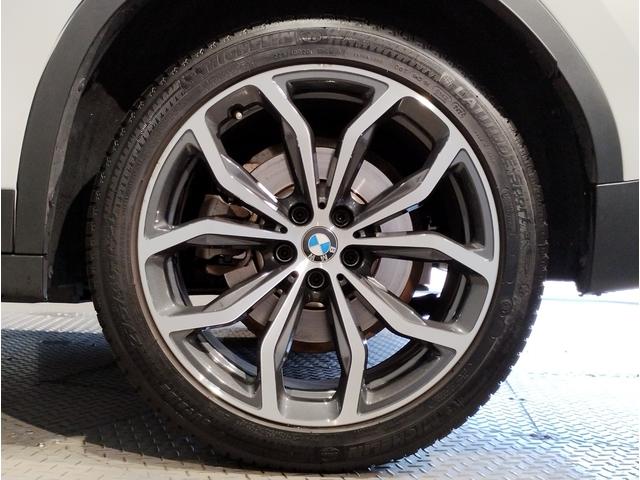 Ｘ３ ｘＤｒｉｖｅ　２０ｄ　モカレザー　電動パノラマサンルーフ　ステアリングヒーター　ベンチレーションシート　全周囲カメラ　純正２０インチアルミ　後席サンシェード　電動リアゲート　ＬＥＤヘッドライト　追従型クルーズコントロール（21枚目）