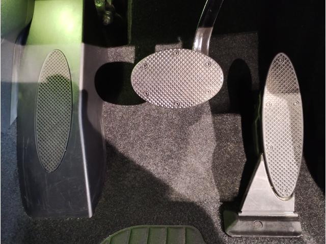 ＭＩＮＩ クーパーＳ　Ｅ　クロスオーバー　オール４　後期モデル　デジタルメーター　追従式クルーズコントロール　ヘッドアップディスプレイ　バックカメラ　障害物センサー　電動テールゲート　純正ナビ　シートヒーター　ＬＥＤヘッドライト　コンフォートアクセス（34枚目）