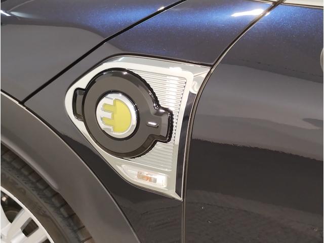 ＭＩＮＩ クーパーＳ　Ｅ　クロスオーバー　オール４　後期モデル　デジタルメーター　追従式クルーズコントロール　ヘッドアップディスプレイ　バックカメラ　障害物センサー　電動テールゲート　純正ナビ　シートヒーター　ＬＥＤヘッドライト　コンフォートアクセス（37枚目）