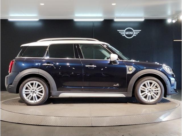 ＭＩＮＩ クーパーＳ　Ｅ　クロスオーバー　オール４　後期モデル　デジタルメーター　追従式クルーズコントロール　ヘッドアップディスプレイ　バックカメラ　障害物センサー　電動テールゲート　純正ナビ　シートヒーター　ＬＥＤヘッドライト　コンフォートアクセス（76枚目）