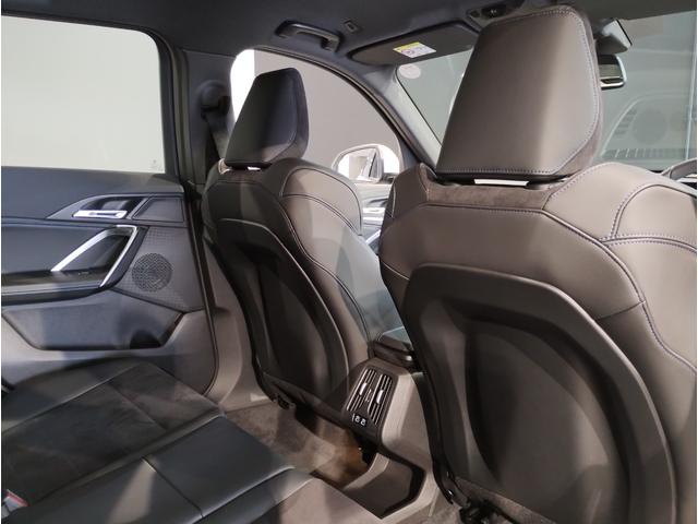 Ｘ１ ｘＤｒｉｖｅ　２０ｄ　Ｍスポーツ　デモレンタ　１オーナー　カーブドディスプレイ　全周囲カメラ　ヘッドアップディスプレイ　電動シート　電動リアゲート　パドルシフト　追従式クルコン　ＬＥＤライト　ＥＴＣ　シートヒーター　純正１８インチＡＷ（17枚目）