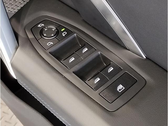 Ｘ１ ｘＤｒｉｖｅ　２０ｄ　Ｍスポーツ　デモレンタ　１オーナー　カーブドディスプレイ　全周囲カメラ　ヘッドアップディスプレイ　電動シート　電動リアゲート　パドルシフト　追従式クルコン　ＬＥＤライト　ＥＴＣ　シートヒーター　純正１８インチＡＷ（54枚目）