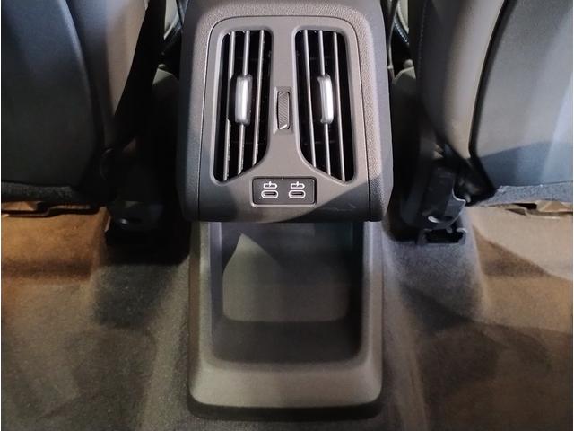 Ｘ１ ｘＤｒｉｖｅ　２０ｄ　Ｍスポーツ　デモレンタ　１オーナー　カーブドディスプレイ　全周囲カメラ　ヘッドアップディスプレイ　電動シート　電動リアゲート　パドルシフト　追従式クルコン　ＬＥＤライト　ＥＴＣ　シートヒーター　純正１８インチＡＷ（60枚目）