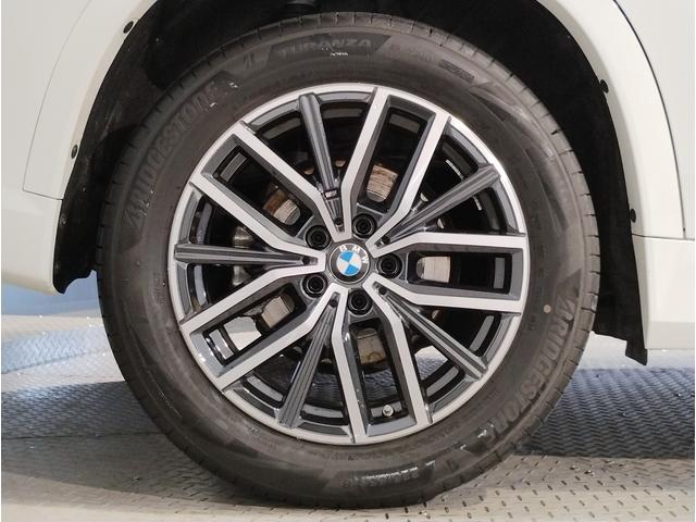 Ｘ１ ｘＤｒｉｖｅ　２０ｄ　Ｍスポーツ　デモレンタ　１オーナー　カーブドディスプレイ　全周囲カメラ　ヘッドアップディスプレイ　電動シート　電動リアゲート　パドルシフト　追従式クルコン　ＬＥＤライト　ＥＴＣ　シートヒーター　純正１８インチＡＷ（74枚目）