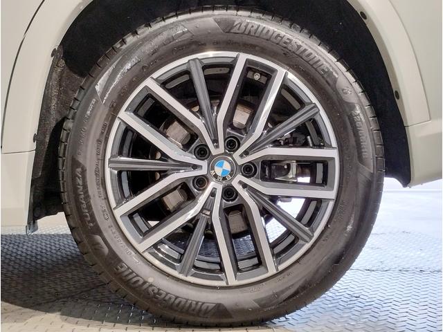 Ｘ１ ｘＤｒｉｖｅ　２０ｄ　Ｍスポーツ　デモレンタ　１オーナー　カーブドディスプレイ　全周囲カメラ　ヘッドアップディスプレイ　電動シート　電動リアゲート　パドルシフト　追従式クルコン　ＬＥＤライト　ＥＴＣ　シートヒーター　純正１８インチＡＷ（75枚目）