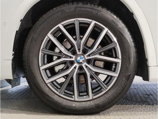 Ｘ１ ｘＤｒｉｖｅ　２０ｄ　Ｍスポーツ　デモレンタ　１オーナー　カーブドディスプレイ　全周囲カメラ　ヘッドアップディスプレイ　電動シート　電動リアゲート　パドルシフト　追従式クルコン　ＬＥＤライト　ＥＴＣ　シートヒーター　純正１８インチＡＷ（76枚目）