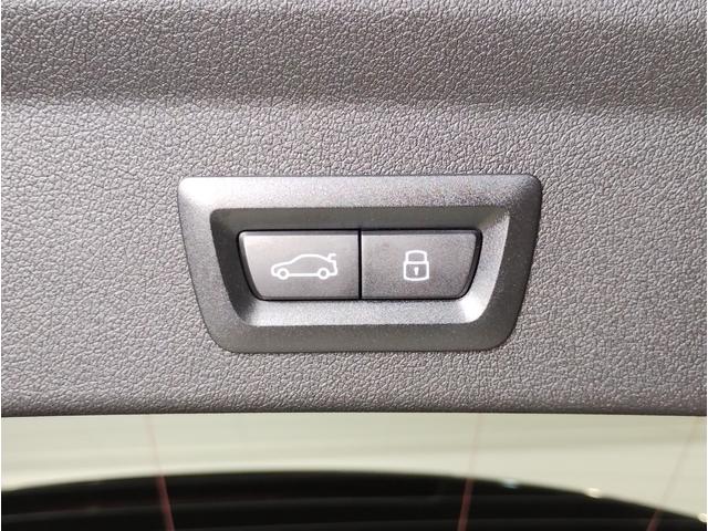 1シリーズ 120d ハイラインパッケージ 弊社元デモカー 1オーナー harman/kardon ヘッドアップディスプレイ 全周囲カメラ モカレザー 衝突軽減ブレーキ 追従式クルーズコントロール 電動リアゲート ハイラインパッケージ(30枚目)