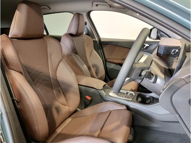 1シリーズ 120d ハイラインパッケージ 弊社元デモカー 1オーナー harman/kardon ヘッドアップディスプレイ 全周囲カメラ モカレザー 衝突軽減ブレーキ 追従式クルーズコントロール 電動リアゲート ハイラインパッケージ(34枚目)