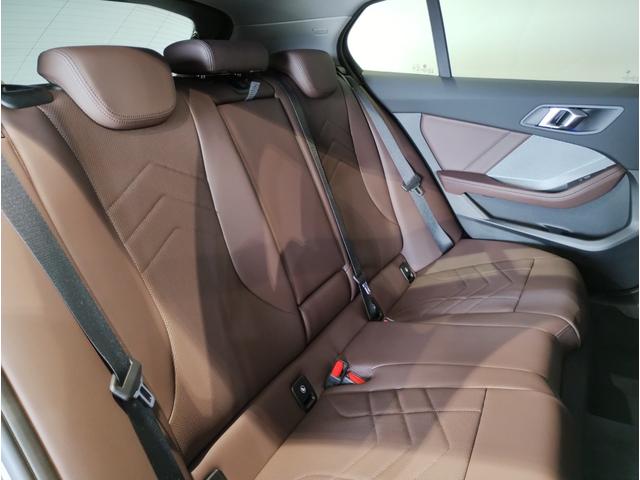 1シリーズ 120d ハイラインパッケージ 弊社元デモカー 1オーナー harman/kardon ヘッドアップディスプレイ 全周囲カメラ モカレザー 衝突軽減ブレーキ 追従式クルーズコントロール 電動リアゲート ハイラインパッケージ(40枚目)
