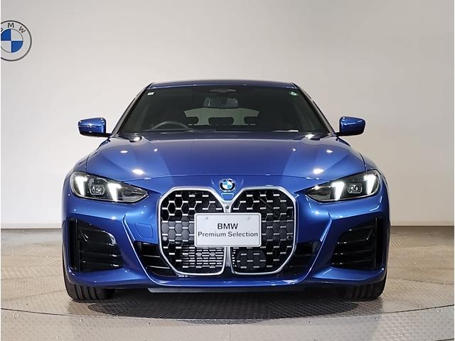 4シリーズ 420iグランクーペ Mスポーツ 1オーナー 後期モデル カーブドディスプレイ 後期ステアリング 全周囲カメラ 電動リアゲート ヘッドアップディスプレイ 電動シート 衝突軽減ブレーキ シートヒーター パドルシフト アンビエントライト(11枚目)