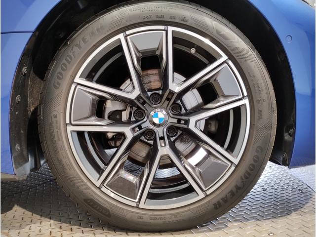 4シリーズ 420iグランクーペ Mスポーツ 1オーナー 後期モデル カーブドディスプレイ 後期ステアリング 全周囲カメラ 電動リアゲート ヘッドアップディスプレイ 電動シート 衝突軽減ブレーキ シートヒーター パドルシフト アンビエントライト(24枚目)