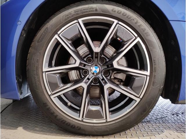 4シリーズ 420iグランクーペ Mスポーツ 1オーナー 後期モデル カーブドディスプレイ 後期ステアリング 全周囲カメラ 電動リアゲート ヘッドアップディスプレイ 電動シート 衝突軽減ブレーキ シートヒーター パドルシフト アンビエントライト(27枚目)