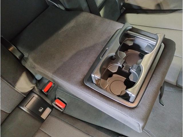 4シリーズ 420iグランクーペ Mスポーツ 1オーナー 後期モデル カーブドディスプレイ 後期ステアリング 全周囲カメラ 電動リアゲート ヘッドアップディスプレイ 電動シート 衝突軽減ブレーキ シートヒーター パドルシフト アンビエントライト(31枚目)